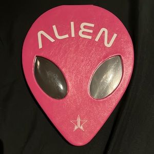 Jeffery star alien pallet